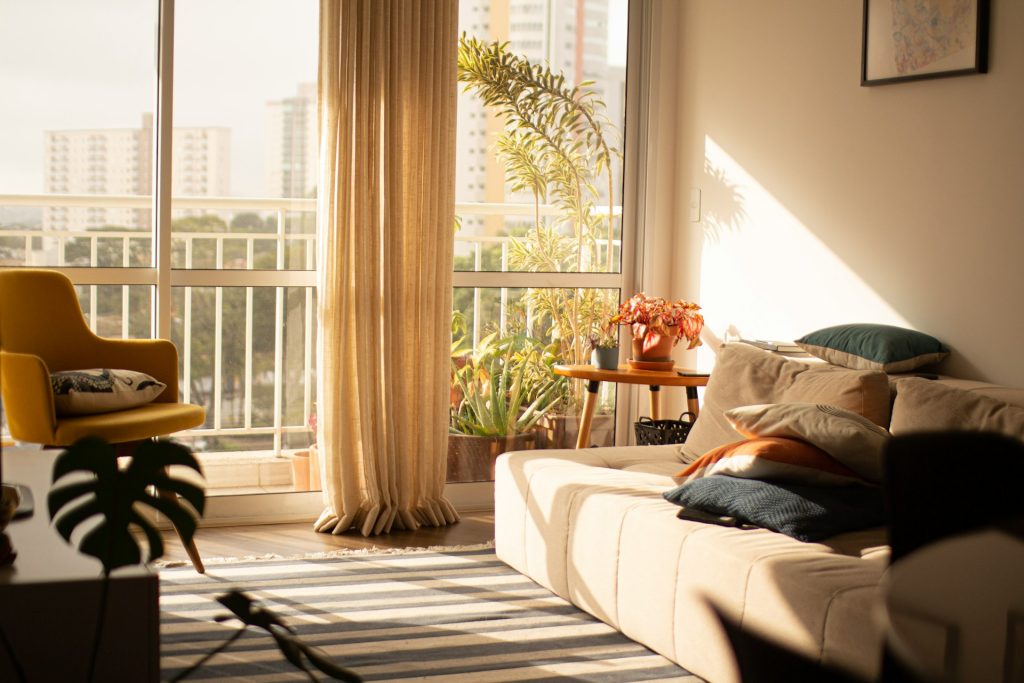 Is Airbnb a Good Side Business for Extra Income?